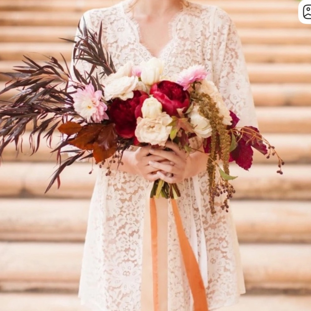 Girl and a Serious Dream Wedding Bridal French Kimono Robe one size lace